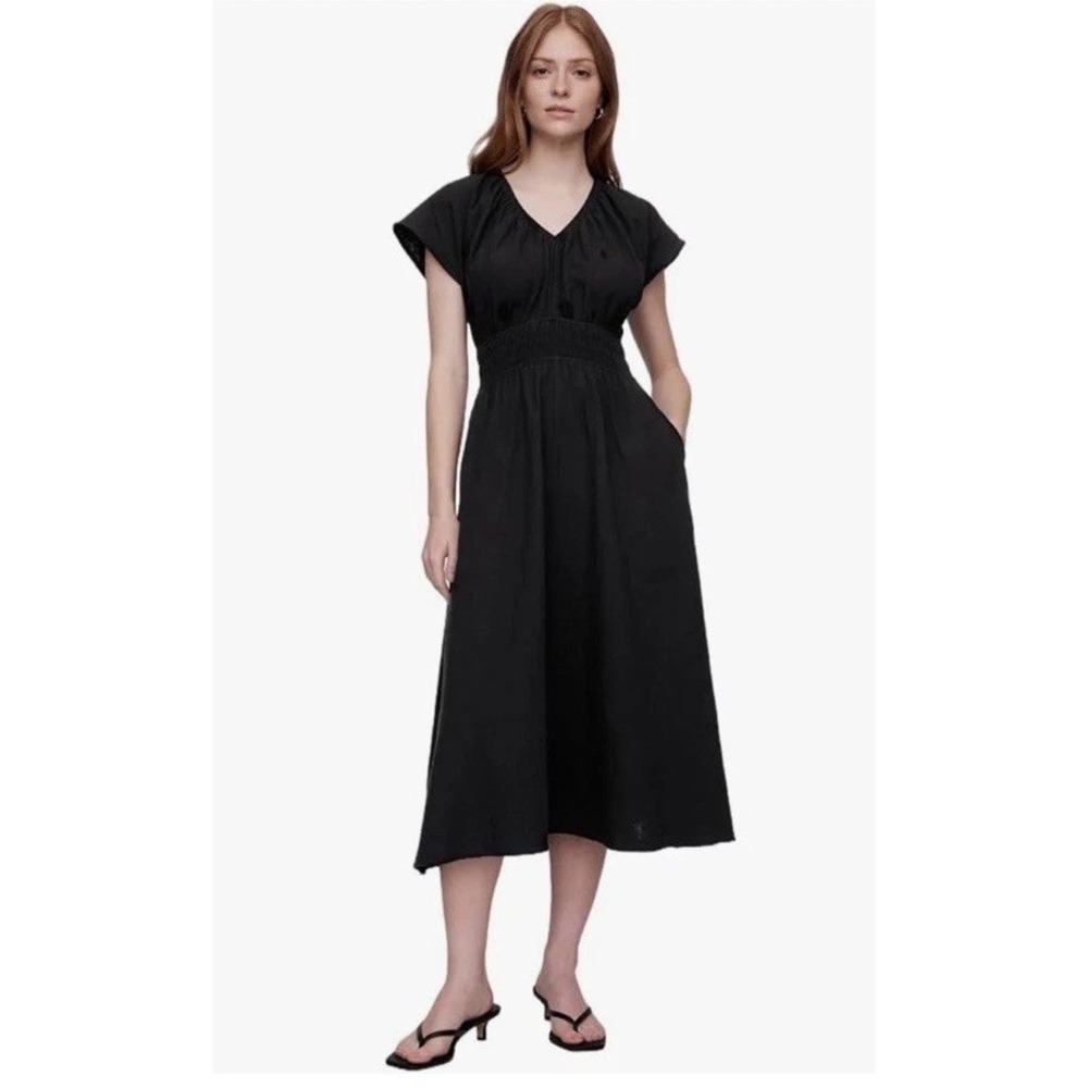 GAP Smocked Dress XS Black Gauze V-Neck Cap Sleeve CottageCore Minimalist Summer
